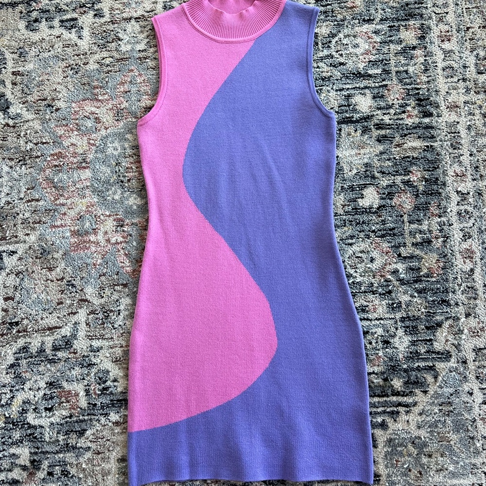 Boutique Retro mini dress. Size medium.